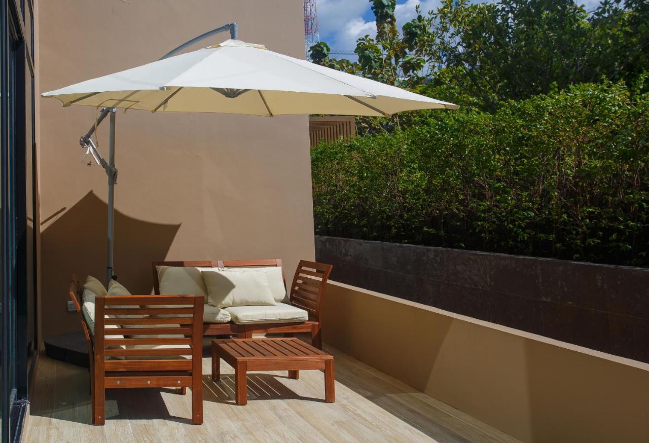 The Aristo By Holy Cow, 2-Br Loft, 90 M2, Pool View Appartement Surin Beach  Buitenkant foto